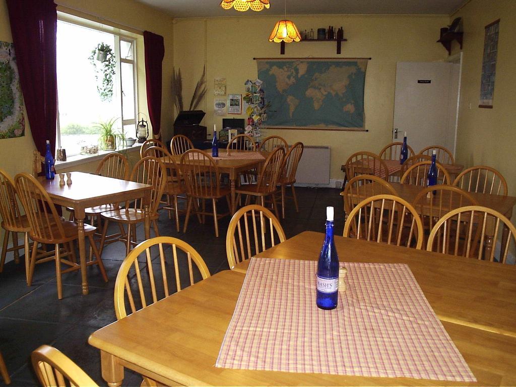 Ben Lettery Connemara Hostel Голвей Екстер'єр фото